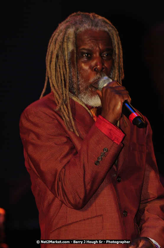 Billy Ocean at the Air Jamaica Jazz and Blues Festival 2008 The Art of Music - Saturday, January 26, 2008 - Air Jamaica Jazz & Blues 2008 The Art of Music venue at the Aqaueduct on Rose Hall Resort & Counrty Club, Montego Bay, St. James, Jamaica W.I. - Thursday, January 24 - Saturday, January 26, 2008 - Photographs by Net2Market.com - Claudine Housen & Barry J. Hough Sr, Photographers - Negril Travel Guide, Negril Jamaica WI - http://www.negriltravelguide.com - info@negriltravelguide.com...!