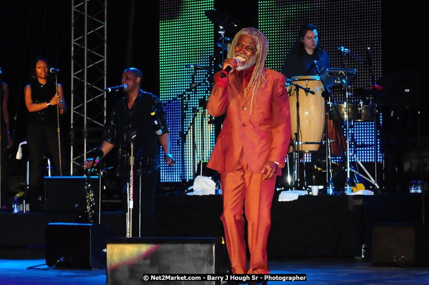 Billy Ocean at the Air Jamaica Jazz and Blues Festival 2008 The Art of Music - Saturday, January 26, 2008 - Air Jamaica Jazz & Blues 2008 The Art of Music venue at the Aqaueduct on Rose Hall Resort & Counrty Club, Montego Bay, St. James, Jamaica W.I. - Thursday, January 24 - Saturday, January 26, 2008 - Photographs by Net2Market.com - Claudine Housen & Barry J. Hough Sr, Photographers - Negril Travel Guide, Negril Jamaica WI - http://www.negriltravelguide.com - info@negriltravelguide.com...!