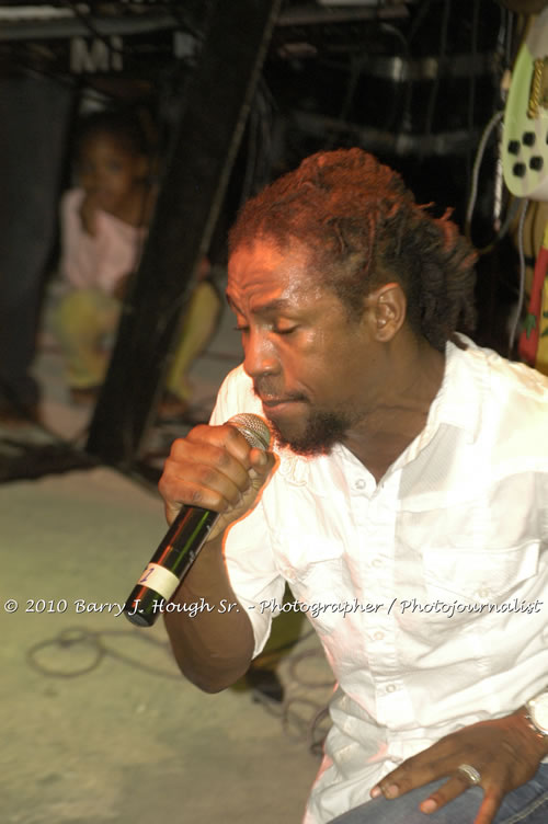 JAH Cure - Live In Concert @ Negril Escape Resort and Spa, December 15, 2009, One Love Drive, West End, Negril, Westmoreland, Jamaica W.I. - Photographs by Net2Market.com - Barry J. Hough Sr, Photographer/Photojournalist - Negril Travel Guide, Negril Jamaica WI - http://www.negriltravelguide.com - info@negriltravelguide.com...!