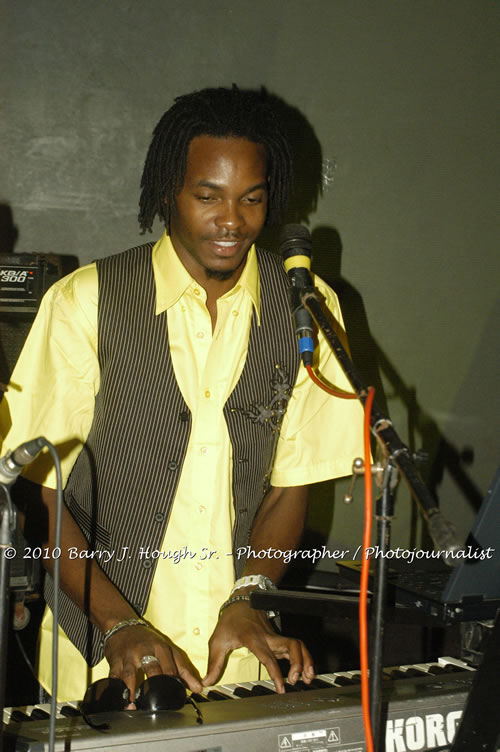 John Holt - Live in Concert - Also featuring Uprising Bank, plus DJ Gemini @ One Love Reggae Concerts Series 09/10 @ Negril Escape Resort & Spa, February 9, 2010, One Love Drive, West End, Negril, Westmoreland, Jamaica W.I. - Photographs by Net2Market.com - Barry J. Hough Sr, Photographer/Photojournalist - The Negril Travel Guide - Negril's and Jamaica's Number One Concert Photography Web Site with over 40,000 Jamaican Concert photographs Published -  Negril Travel Guide, Negril Jamaica WI - http://www.negriltravelguide.com - info@negriltravelguide.com...!