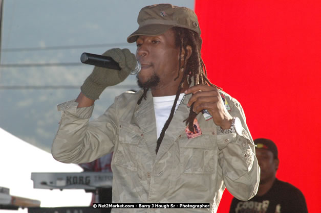 Jah Cure at Tru-Juice Rebel Salute 2008 - The 15th staging of Tru-Juice Rebel Salute, Saturday, January 12, 2008, Port Kaiser Sports Club, St. Elizabeth, Jamaica W.I. - Photographs by Net2Market.com - Barry J. Hough Sr, Photographer - Negril Travel Guide, Negril Jamaica WI - http://www.negriltravelguide.com - info@negriltravelguide.com...!