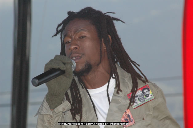 Jah Cure at Tru-Juice Rebel Salute 2008 - The 15th staging of Tru-Juice Rebel Salute, Saturday, January 12, 2008, Port Kaiser Sports Club, St. Elizabeth, Jamaica W.I. - Photographs by Net2Market.com - Barry J. Hough Sr, Photographer - Negril Travel Guide, Negril Jamaica WI - http://www.negriltravelguide.com - info@negriltravelguide.com...!