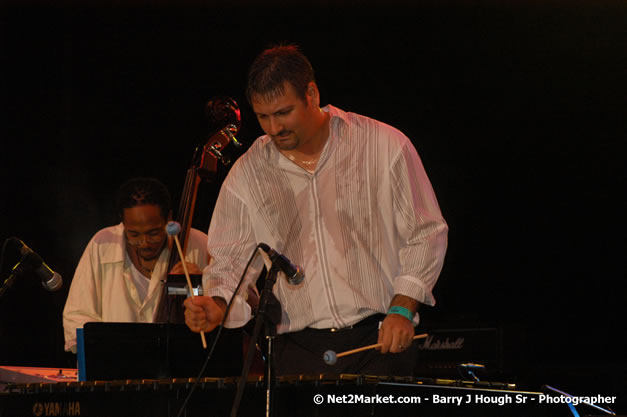 Antonio Saxton - Air Jamaica Jazz & Blues Festival 2007 - The Art of Music -  Thursday, January 25th - 10th Anniversary - Air Jamaica Jazz & Blues Festival 2007 - The Art of Music - Tuesday, January 23 - Saturday, January 27, 2007, The Aqueduct on Rose Hall, Montego Bay, Jamaica - Negril Travel Guide, Negril Jamaica WI - http://www.negriltravelguide.com - info@negriltravelguide.com...!