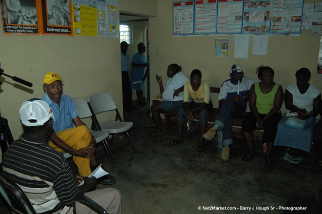 Petersfield Clinic - Caribbean Medical Mission, Thursday, October 19, 2006 - Negril Travel Guide, Negril Jamaica WI - http://www.negriltravelguide.com - info@negriltravelguide.com...!