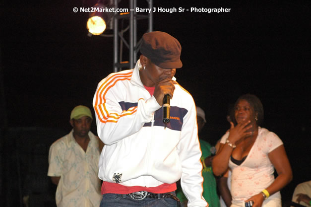 Cross De Harbour @ Lucea Car Park presented by Linkz Entertainment in association with Lucea Chamber of Commerce - Featuring Freddy Mc Gregor, Iley Dread, Mr. Vegas, Lt. Elmo, Champagne, Merital, CC, Brillant, TQ, Mad Dog, Chumps - Lucea, Hanover, Jamaica - Negril Travel Guide.com, Negril Jamaica WI - http://www.negriltravelguide.com - info@negriltravelguide.com...!