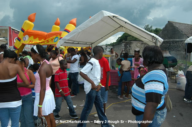 Cross De Harbour @ Lucea Car Park presented by Linkz Entertainment in association with Lucea Chamber of Commerce - Featuring Freddy Mc Gregor, Iley Dread, Mr. Vegas, Lt. Elmo, Champagne, Merital, CC, Brillant, TQ, Mad Dog, Chumps - Lucea, Hanover, Jamaica - Negril Travel Guide.com, Negril Jamaica WI - http://www.negriltravelguide.com - info@negriltravelguide.com...!