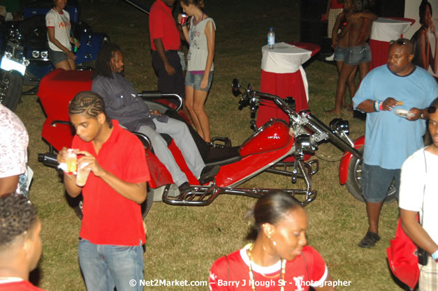 Hybrid Go Ultra - Independence Negril 2K7 - A Barefoot Beach Party @ The Hybrid Beach Cove aka Half Moon Beach Club, Sunday, August 5, 2007, Half Moon Beach, Hanover Parish, Jamaica - Negril Travel Guide.com, Negril Jamaica WI - http://www.negriltravelguide.com - info@negriltravelguide.com...!