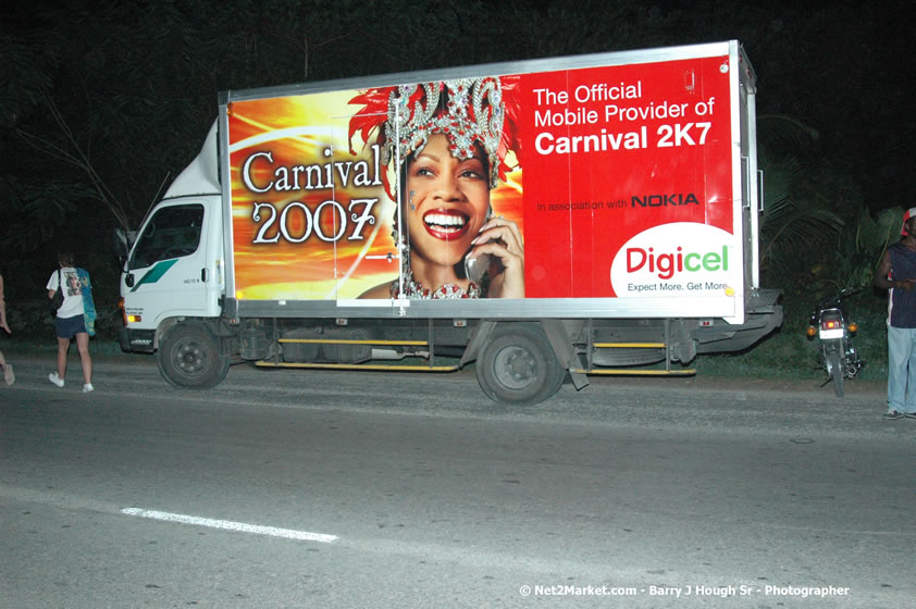 Jamaica Carnival 2007 @ The Jungle, Friday, March 2, 2007, The Jungle, Norman Manley Boulevard, Negril, Westmoreland, Jamaica W.I. - Negril Travel Guide, Negril Jamaica WI - http://www.negriltravelguide.com - info@negriltravelguide.com...!