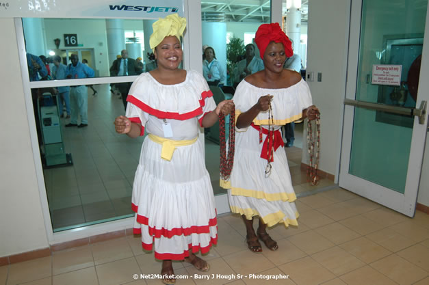 MBJ Airports Limited Welcomes WestJet Airlines - Inaugural Scheduled Service From Toronto Pearsons International Airport - Monday, December 10, 2007 - Sangster International Airport - MBJ Airports Limited, Montego Bay, Jamaica W.I. - Photographs by Net2Market.com - Barry J. Hough Sr, Photographer - Negril Travel Guide, Negril Jamaica WI - http://www.negriltravelguide.com - info@negriltravelguide.com...!