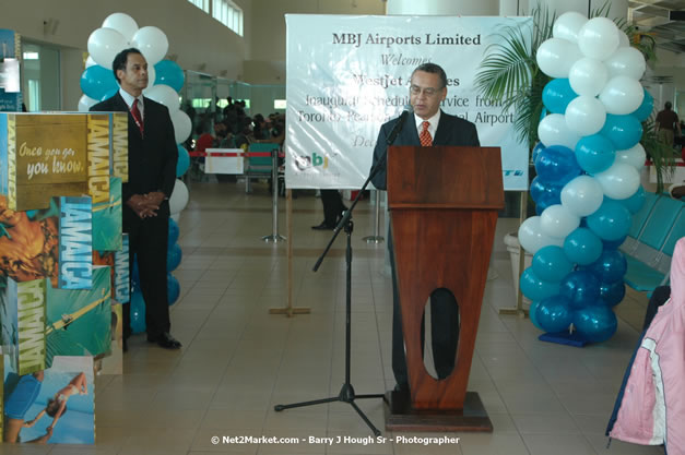 MBJ Airports Limited Welcomes WestJet Airlines - Inaugural Scheduled Service From Toronto Pearsons International Airport - Monday, December 10, 2007 - Sangster International Airport - MBJ Airports Limited, Montego Bay, Jamaica W.I. - Photographs by Net2Market.com - Barry J. Hough Sr, Photographer - Negril Travel Guide, Negril Jamaica WI - http://www.negriltravelguide.com - info@negriltravelguide.com...!