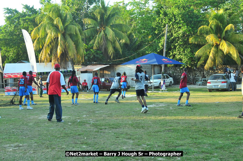 Marley Magic Traffic Jam - Celebrity Football @ Spring Break - Saturday, March 21, 2009 - Also Featuring: Kelley, Capleton, Junior Reid, Spragga Benz, Wayne Marshall, Munga, Romaine Virgo,Embee, Bango Herman, Flava K, Whisky Baggio, Andrew and Wadda Blood, Black Am I, Packa, Venue at Waz Beach, Norman Manley Boulevard, Negril Westmoreland, Jamaica - Saturday, March 21, 2009 - Photographs by Net2Market.com - Barry J. Hough Sr, Photographer/Photojournalist - Negril Travel Guide, Negril Jamaica WI - http://www.negriltravelguide.com - info@negriltravelguide.com...!