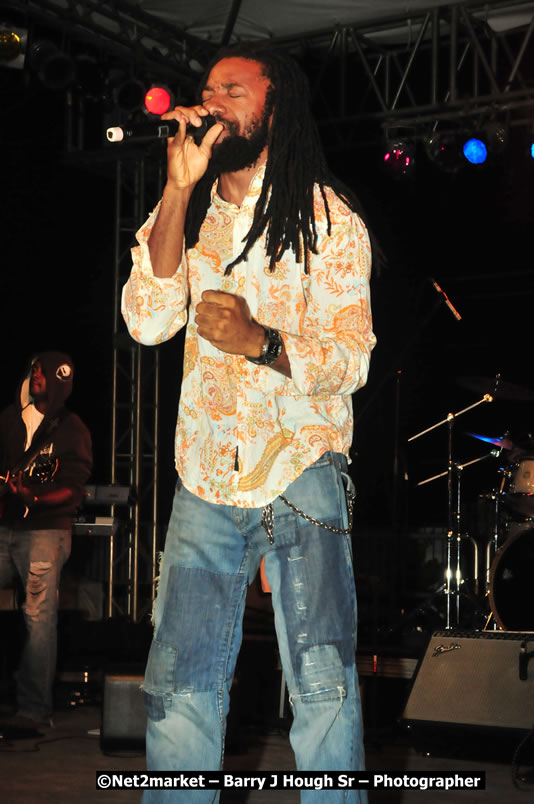 Marley Magic Traffic Jam - Concert @ Spring Break - Saturday, March 21, 2009 - Also Featuring: Kelley, Capleton, Junior Reid, Spragga Benz, Wayne Marshall, Munga, Romaine Virgo,Embee, Bango Herman, Flava K, Whisky Baggio, Andrew and Wadda Blood, Black Am I, Packa, Venue at Waz Beach, Norman Manley Boulevard, Negril Westmoreland, Jamaica - Saturday, March 21, 2009 - Photographs by Net2Market.com - Barry J. Hough Sr, Photographer/Photojournalist - Negril Travel Guide, Negril Jamaica WI - http://www.negriltravelguide.com - info@negriltravelguide.com...!