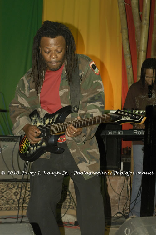 Chaka Demus & Pliers - Live In Concert @ Negril Escape Resort and Spa, December 8, 2009, One Love Drive, West End, Negril, Westmoreland, Jamaica W.I. - Photographs by Net2Market.com - Barry J. Hough Sr, Photographer/Photojournalist - Negril Travel Guide, Negril Jamaica WI - http://www.negriltravelguide.com - info@negriltravelguide.com...!