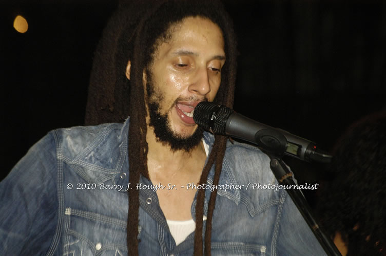 Julian Marley - Grammy Nominee & Son of the Legend Bob Marley - Live in Concert - Also featuring Ras Noble, Power Drill, Iron Head, & Robin Banks - Backing Band Roots Warrior, plus DJ Gemini @ One Love Reggae Concerts Series 09/10 @ Negril Escape Resort & Spa, February 2, 2010, One Love Drive, West End, Negril, Westmoreland, Jamaica W.I. - Photographs by Net2Market.com - Barry J. Hough Sr, Photographer/Photojournalist - The Negril Travel Guide - Negril's and Jamaica's Number One Concert Photography Web Site with over 40,000 Jamaican Concert photographs Published -  Negril Travel Guide, Negril Jamaica WI - http://www.negriltravelguide.com - info@negriltravelguide.com...!