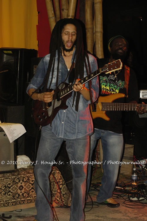 Julian Marley - Grammy Nominee & Son of the Legend Bob Marley - Live in Concert - Also featuring Ras Noble, Power Drill, Iron Head, & Robin Banks - Backing Band Roots Warrior, plus DJ Gemini @ One Love Reggae Concerts Series 09/10 @ Negril Escape Resort & Spa, February 2, 2010, One Love Drive, West End, Negril, Westmoreland, Jamaica W.I. - Photographs by Net2Market.com - Barry J. Hough Sr, Photographer/Photojournalist - The Negril Travel Guide - Negril's and Jamaica's Number One Concert Photography Web Site with over 40,000 Jamaican Concert photographs Published -  Negril Travel Guide, Negril Jamaica WI - http://www.negriltravelguide.com - info@negriltravelguide.com...!