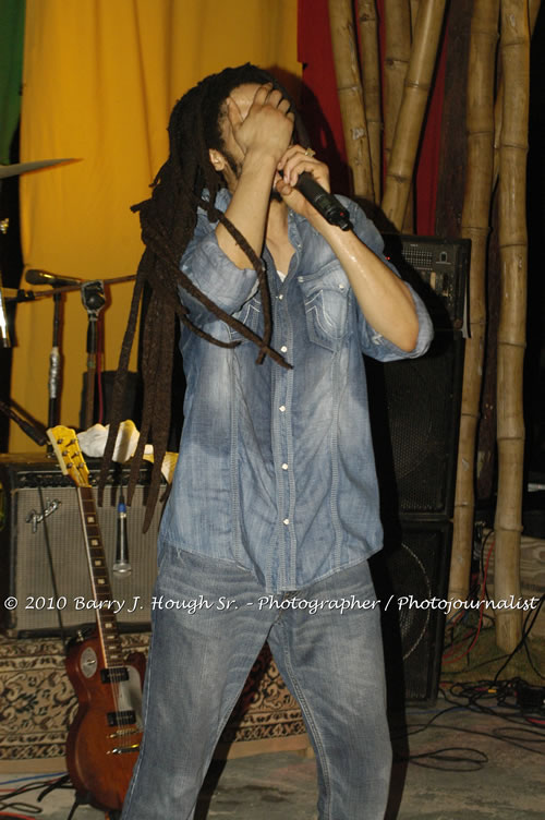 Julian Marley - Grammy Nominee & Son of the Legend Bob Marley - Live in Concert - Also featuring Ras Noble, Power Drill, Iron Head, & Robin Banks - Backing Band Roots Warrior, plus DJ Gemini @ One Love Reggae Concerts Series 09/10 @ Negril Escape Resort & Spa, February 2, 2010, One Love Drive, West End, Negril, Westmoreland, Jamaica W.I. - Photographs by Net2Market.com - Barry J. Hough Sr, Photographer/Photojournalist - The Negril Travel Guide - Negril's and Jamaica's Number One Concert Photography Web Site with over 40,000 Jamaican Concert photographs Published -  Negril Travel Guide, Negril Jamaica WI - http://www.negriltravelguide.com - info@negriltravelguide.com...!