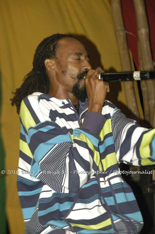 Queen Ifrica - Live In Concert - One Love Reggae Concert Series 09/10 @ Negril Escape Resort and Spa, January 5, 2010, One Love Drive, West End, Negril, Westmoreland, Jamaica W.I. - Photographs by Net2Market.com - Barry J. Hough Sr, Photographer/Photojournalist - Negril Travel Guide, Negril Jamaica WI - http://www.negriltravelguide.com - info@negriltravelguide.com...!