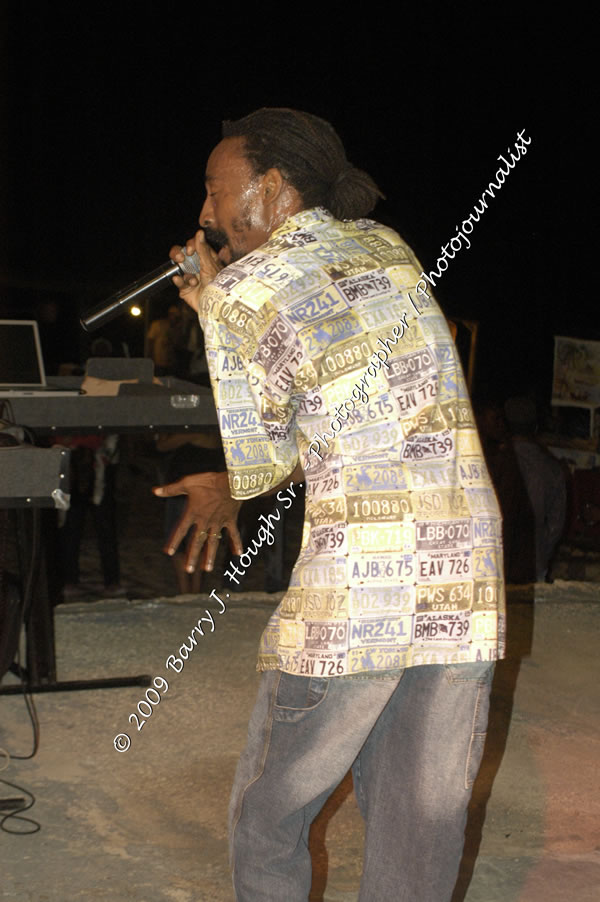  Sanchez - Live in Concert - at the One Love Reggae Concert Series 09/10 @ Negril Escape Resort & Spa - Also Featuring: Timmi Burrell and Justice Merchant- Backing Band Roots Warrior - DJ Gemini - MC Oliver Cargill, Negril Escape Resort & Spa, One Love Drive, West End, Negril, Westmoreland, Jamaica W.I. - Tuesday, November 24, 2009 - Photographs by Net2Market.com - Barry J. Hough Sr, Photographer / Photojournalist - Photos taken with a Nikon D70, D100, or D300 - Negril Travel Guide, Negril Jamaica WI - http://www.negriltravelguide.com - info@negriltravelguide.com...!