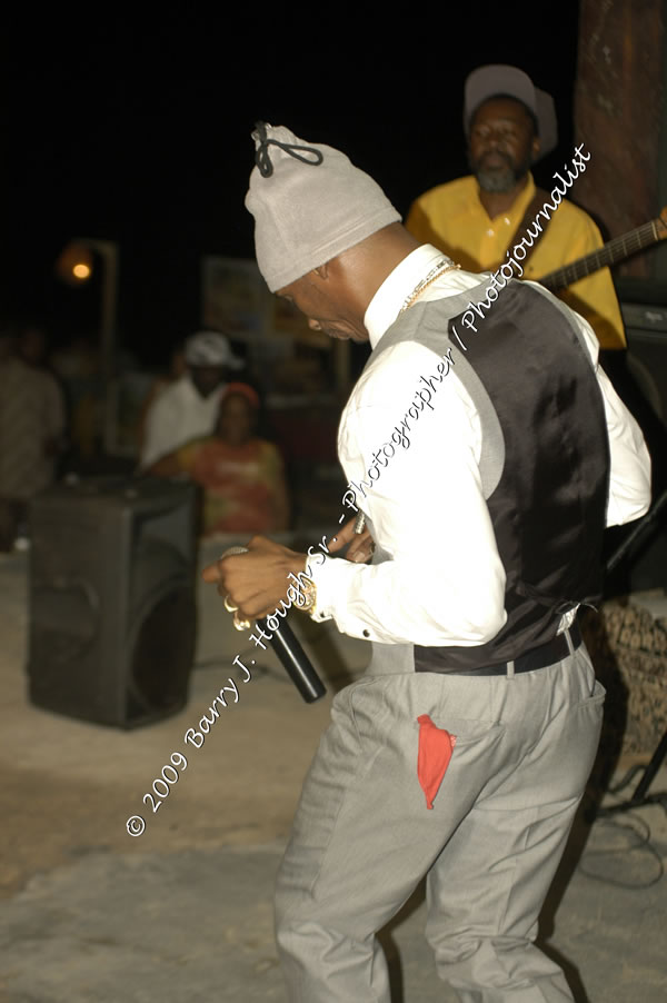  Sanchez - Live in Concert - at the One Love Reggae Concert Series 09/10 @ Negril Escape Resort & Spa - Also Featuring: Timmi Burrell and Justice Merchant- Backing Band Roots Warrior - DJ Gemini - MC Oliver Cargill, Negril Escape Resort & Spa, One Love Drive, West End, Negril, Westmoreland, Jamaica W.I. - Tuesday, November 24, 2009 - Photographs by Net2Market.com - Barry J. Hough Sr, Photographer / Photojournalist - Photos taken with a Nikon D70, D100, or D300 - Negril Travel Guide, Negril Jamaica WI - http://www.negriltravelguide.com - info@negriltravelguide.com...!