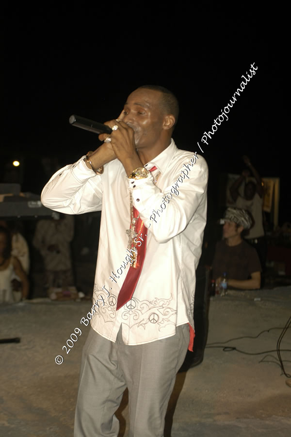  Sanchez - Live in Concert - at the One Love Reggae Concert Series 09/10 @ Negril Escape Resort & Spa - Also Featuring: Timmi Burrell and Justice Merchant- Backing Band Roots Warrior - DJ Gemini - MC Oliver Cargill, Negril Escape Resort & Spa, One Love Drive, West End, Negril, Westmoreland, Jamaica W.I. - Tuesday, November 24, 2009 - Photographs by Net2Market.com - Barry J. Hough Sr, Photographer / Photojournalist - Photos taken with a Nikon D70, D100, or D300 - Negril Travel Guide, Negril Jamaica WI - http://www.negriltravelguide.com - info@negriltravelguide.com...!