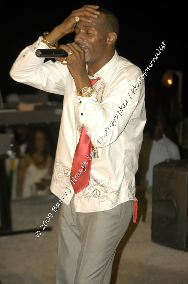  Sanchez - Live in Concert - at the One Love Reggae Concert Series 09/10 @ Negril Escape Resort & Spa - Also Featuring: Timmi Burrell and Justice Merchant- Backing Band Roots Warrior - DJ Gemini - MC Oliver Cargill, Negril Escape Resort & Spa, One Love Drive, West End, Negril, Westmoreland, Jamaica W.I. - Tuesday, November 24, 2009 - Photographs by Net2Market.com - Barry J. Hough Sr, Photographer / Photojournalist - Photos taken with a Nikon D70, D100, or D300 - Negril Travel Guide, Negril Jamaica WI - http://www.negriltravelguide.com - info@negriltravelguide.com...!