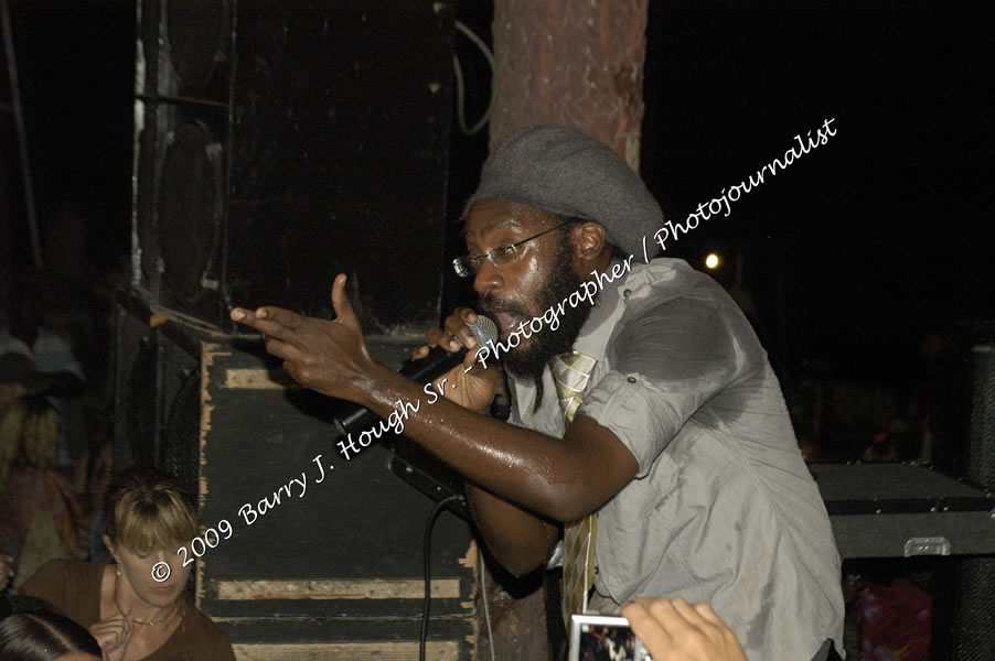  Tarrus Riley - Live in Concert - at the One Love Reggae Concert Series 09/10 @ Negril Escape Resort & Spa - Also Featuring: Mistic Bowie, Monday Justice, Cash, Dean Frazier - DJ Gemini - MC Oliver Cargill, Negril Escape Resort & Spa, One Love Drive, West End, Negril, Westmoreland, Jamaica W.I. - Tuesday, November 17, 2009 - Photographs by Net2Market.com - Barry J. Hough Sr, Photographer / Photojournalist - Photos taken with a Nikon D70, D100, or D300 - Negril Travel Guide, Negril Jamaica WI - http://www.negriltravelguide.com - info@negriltravelguide.com...!