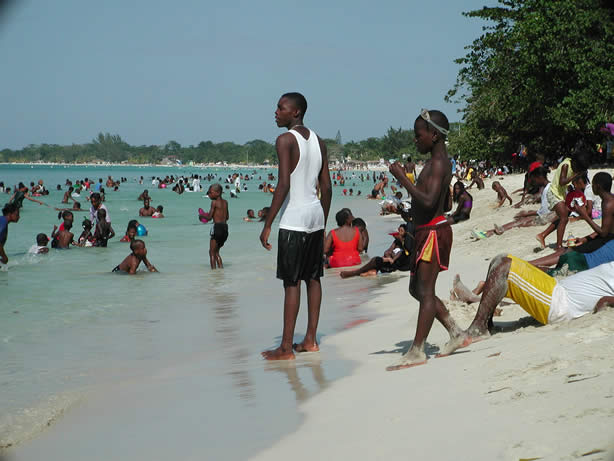 A Photo Walk along Negril's Famous Seven Mile Beach - Negril Travel Guide, Negril Jamaica WI - http://www.negriltravelguide.com - info@negriltravelguide.com...!