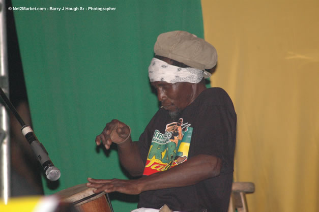 Tony Rebel @ Tru-Juice Rebel Salute 2007 - Saturday, January 13, 2007, Port Kaiser Sports Club, St. Elizabeth - Negril Travel Guide, Negril Jamaica WI - http://www.negriltravelguide.com - info@negriltravelguide.com...!