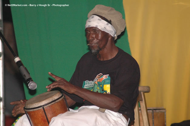 Tony Rebel @ Tru-Juice Rebel Salute 2007 - Saturday, January 13, 2007, Port Kaiser Sports Club, St. Elizabeth - Negril Travel Guide, Negril Jamaica WI - http://www.negriltravelguide.com - info@negriltravelguide.com...!