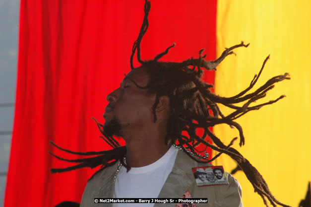 Jah Cure at Tru-Juice Rebel Salute 2008 - The 15th staging of Tru-Juice Rebel Salute, Saturday, January 12, 2008, Port Kaiser Sports Club, St. Elizabeth, Jamaica W.I. - Photographs by Net2Market.com - Barry J. Hough Sr, Photographer - Negril Travel Guide, Negril Jamaica WI - http://www.negriltravelguide.com - info@negriltravelguide.com...!