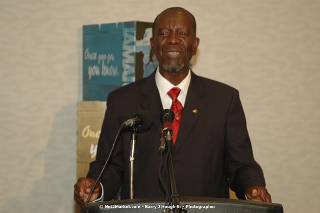 Red Cap Porters Awards - Minister of Tourism, Hon. Edmund Bartlett - Director of Tourism, Basil Smith - Friday, December 14, 2007 - Holiday Inn Sunspree, Montego Bay, Jamaica W.I. - Photographs by Net2Market.com - Barry J. Hough Sr, Photographer - Negril Travel Guide, Negril Jamaica WI - http://www.negriltravelguide.com - info@negriltravelguide.com...!