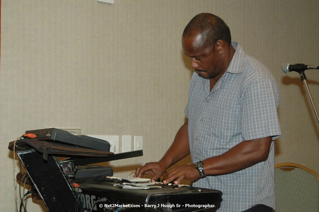 Red Cap Porters Awards - Minister of Tourism, Hon. Edmund Bartlett - Director of Tourism, Basil Smith - Friday, December 14, 2007 - Holiday Inn Sunspree, Montego Bay, Jamaica W.I. - Photographs by Net2Market.com - Barry J. Hough Sr, Photographer - Negril Travel Guide, Negril Jamaica WI - http://www.negriltravelguide.com - info@negriltravelguide.com...!