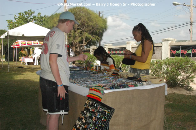 Red Stripe Reggae Sumfest 2007 - Beach Party - Tropical Beach - Sunday, July 15, 2007 - FAB 5 + Z Liquid - zip 103 fm - DJ Marvin - fame 95 fm - Craig Ross - Pieces  - Wyclef Refuge all-Star Sound System - Tropical Beach, Montego Bay, St James, Jamaica W.I. - Negril Travel Guide.com, Negril Jamaica WI - http://www.negriltravelguide.com - info@negriltravelguide.com...!