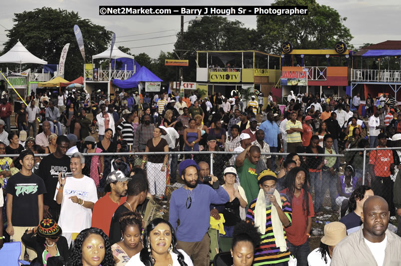 John Holt @ Red Stripe Reggae Sumfest 2008 International Night 2, Catherine Hall, Montego Bay - Saturday, July 19, 2008 - Reggae Sumfest 2008 July 13 - July 19, 2008 - Photographs by Net2Market.com - Barry J. Hough Sr. Photojournalist/Photograper - Photographs taken with a Nikon D300 - Negril Travel Guide, Negril Jamaica WI - http://www.negriltravelguide.com - info@negriltravelguide.com...!