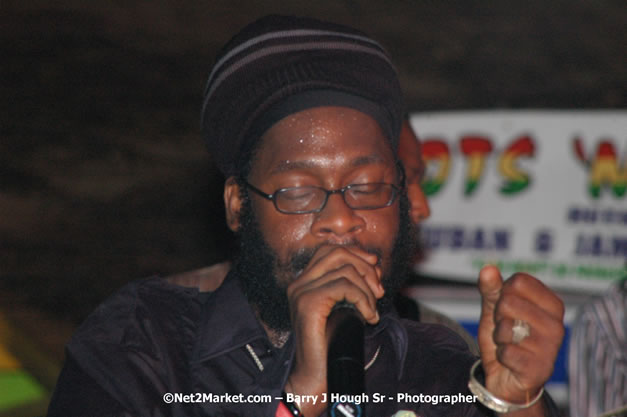 Tarrus Riley, Jimmy Riley, and Dwayne Stephensen - Money Cologne Promotions in association with "British Link Up" presents Summer Jam featuring She's Royal Tarrus Riley & Jimmy Riley - Plus Ras Slick, Sham Dawg, and Whiskey Bagio @ Roots Bamboo, Norman Manley Boulevard, Negril, Jamaica W.I. - Backed up Dean Fraser & The Hurricanne Band - MC Barry G and Rev. BB - July 25, 2007 - Negril Travel Guide.com, Negril Jamaica WI - http://www.negriltravelguide.com - info@negriltravelguide.com...!