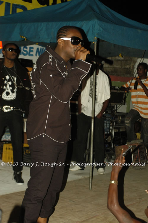 Busy Signal & Kip Rich- Also featuring: Mona Lisa and Crystal Axe @ Striptease Night Club, Scrub-A-Dub Car Wash, , Whitehall, Negril, Westmoreland, Jamaica W.I. - Photographs by Net2Market.com - Barry J. Hough Sr, Photographer/Photojournalist - The Negril Travel Guide - Negril's and Jamaica's Number One Concert Photography Web Site with over 40,000 Jamaican Concert photographs Published -  Negril Travel Guide, Negril Jamaica WI - http://www.negriltravelguide.com - info@negriltravelguide.com...!