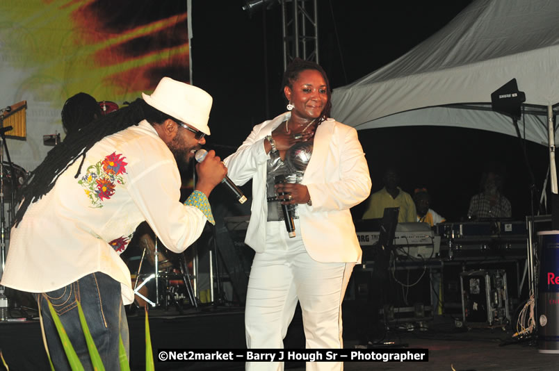 Unite The People An International Reggae Fest, Featuring: Beres Hammond, Coco T, Queen Ifrica, Khalil, Cameal Davis, Iley Dread, Rochelle, Geoffrey Star, Ras Penco, Kool DeLoy, Otis Gayle, J.McKay, Tiney Winey, Venue at Norman Manley Boulevard, Negril, Westmoreland, Jamaica - Saturday, April 4, 2009 - Photographs by Net2Market.com - Barry J. Hough Sr, Photographer/Photojournalist - Negril Travel Guide, Negril Jamaica WI - http://www.negriltravelguide.com - info@negriltravelguide.com...!