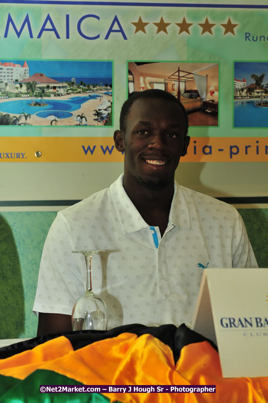 Usain Bolt of Jamaica - The Fastest Man In The World  - Usain Bolt Homecoming Celebrations - Press Conference at the Grand Bahia Principe &amp; Sherwood Content - Waldensia Primary School - Photographs by Net2Market.com - Barry J. Hough Sr. Photojournalist/Photograper - Photographs taken with a Nikon D300 - Negril Travel Guide, Negril Jamaica WI - http://www.negriltravelguide.com - info@negriltravelguide.com...!