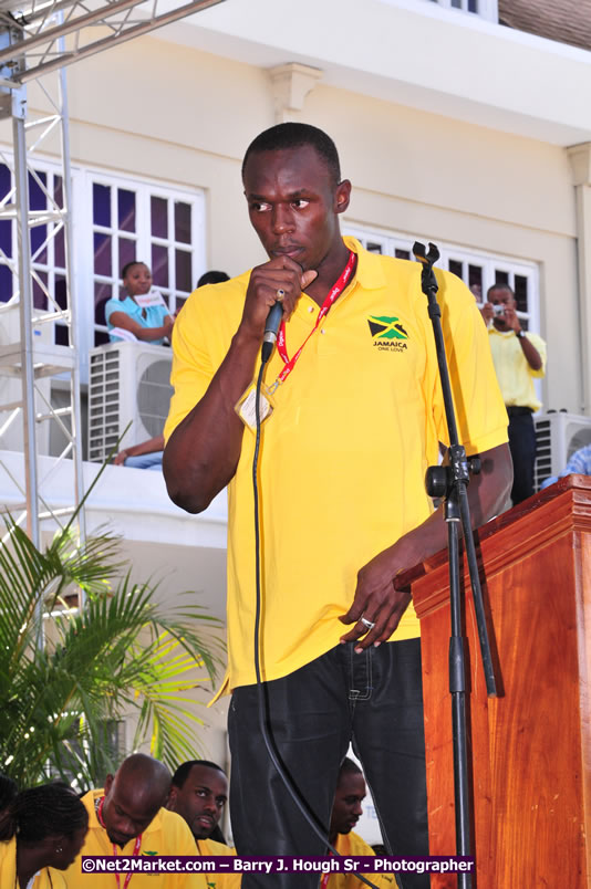 The City of Montego Bay Welcomes Our 2008 Olympians - Western Motorcade - Civic Ceremony - A Salute To Our Beijing Heros - Sam Sharpe Square, Montego Bay, Jamaica - Tuesday, October 7, 2008 - Photographs by Net2Market.com - Barry J. Hough Sr. Photojournalist/Photograper - Photographs taken with a Nikon D300 - Negril Travel Guide, Negril Jamaica WI - http://www.negriltravelguide.com - info@negriltravelguide.com...!